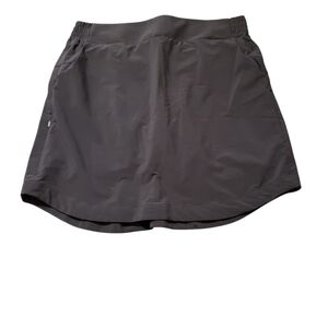 Coolibar Black Pisa Travel Skort